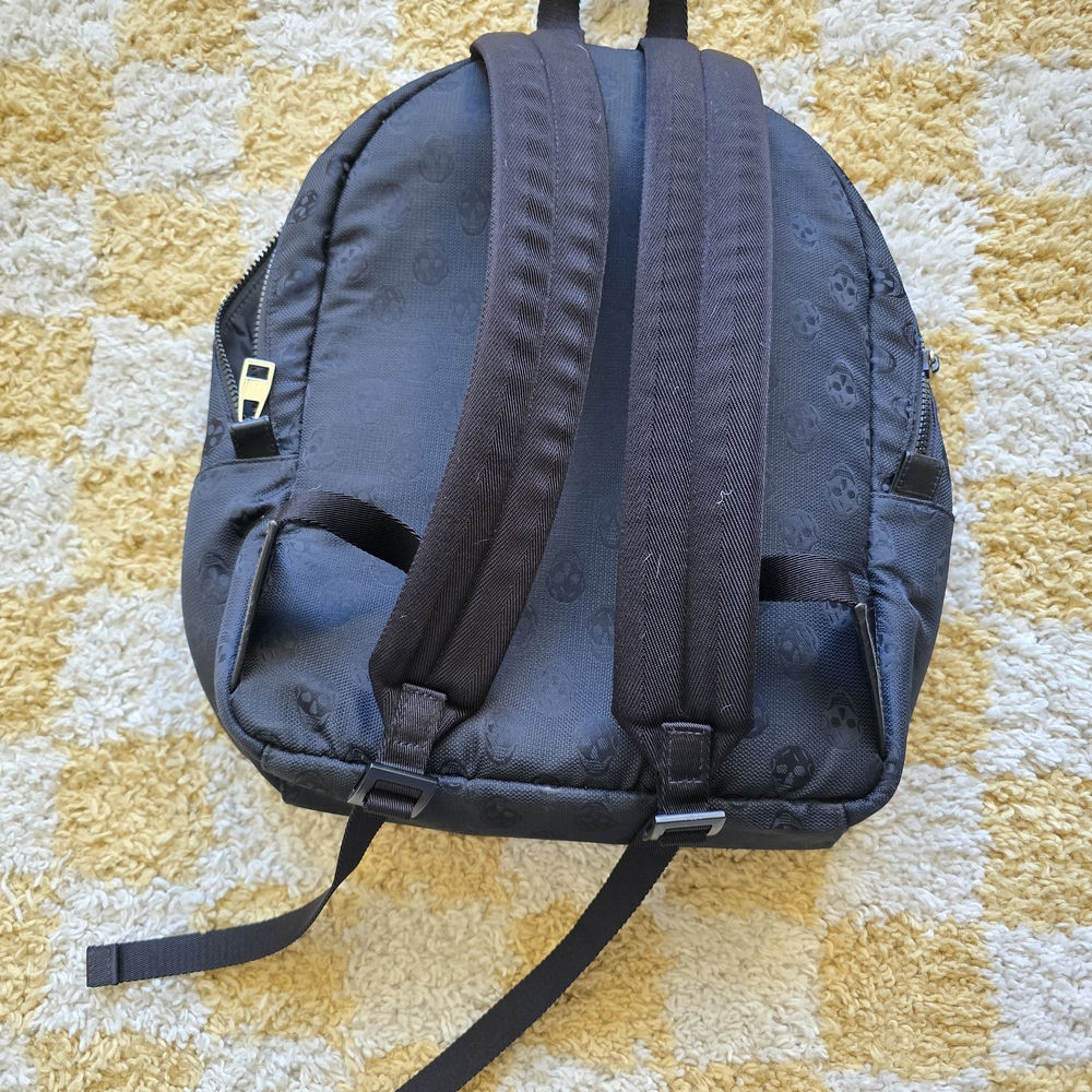 Skull Backpack - image 8